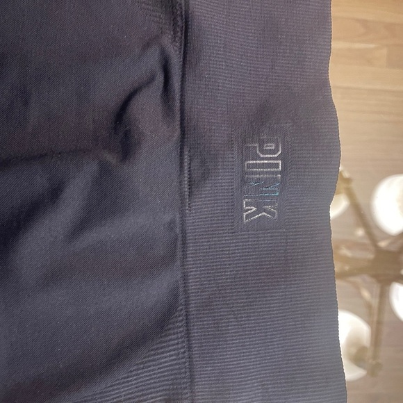 PINK Victoria's Secret Black Leggings - Picture 3 of 8